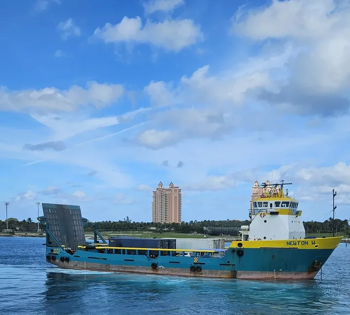 Ivadell ship vessel at port